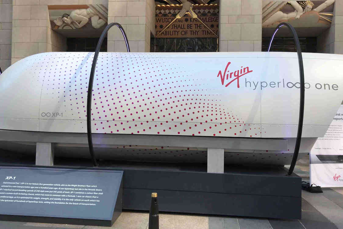 images_my_ideas_ 28/28_WC_Z22_Virgin_Hyperloop_One_XP-1_pod.jpg